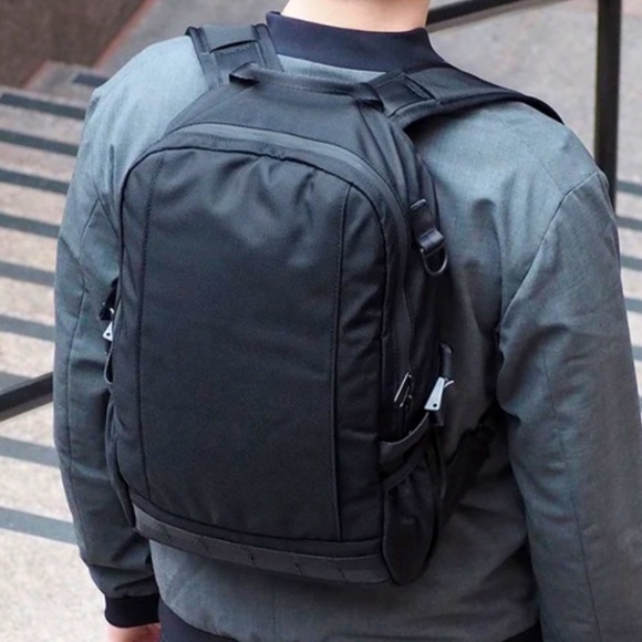 Other - NWT DASHPACK MARK II (BLACK)